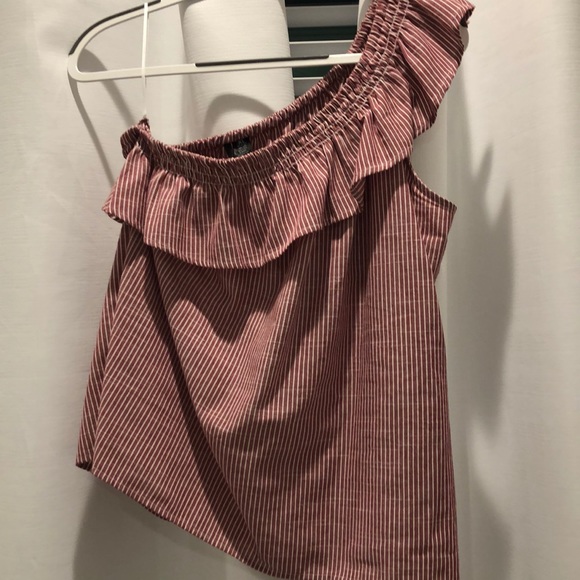 Tops - One should striped top!